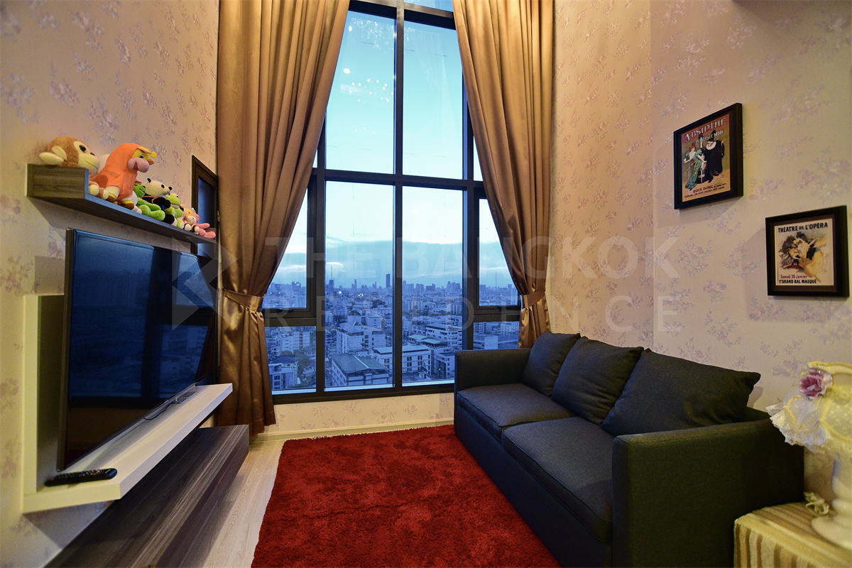 picture Ultimate Luxury Lifestyle with Convenience Centric Ratchada-Huai Khwang near MRT Huai Khwang Station - 2/10