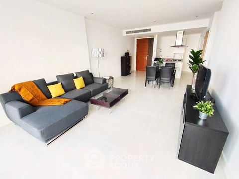 2-BR Condo at Fullerton Sukhumvit near BTS Ekkamai (ID 804935)