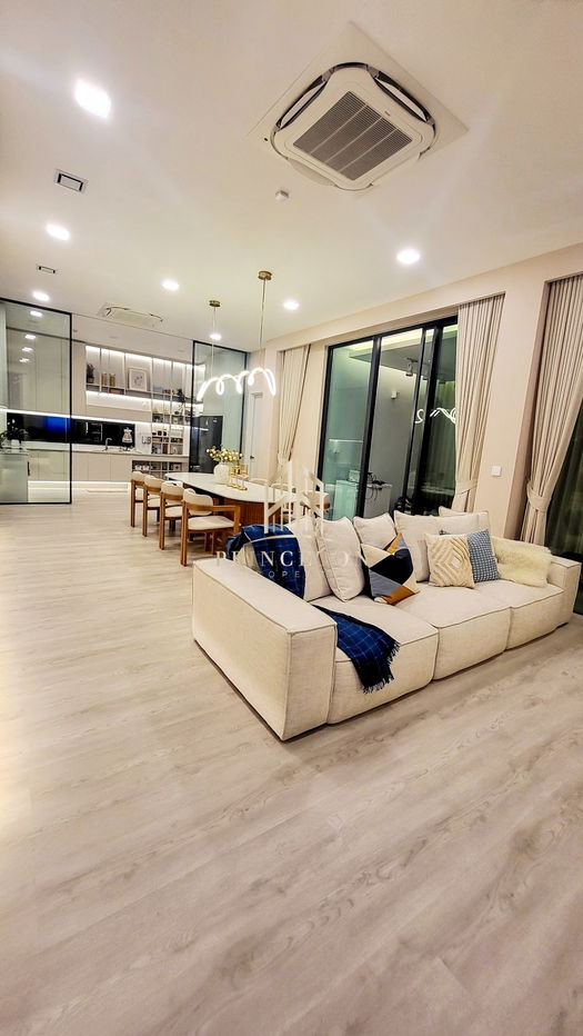 picture House for rent Vive Krungthep Kreetha next to Wellington School - 2/29