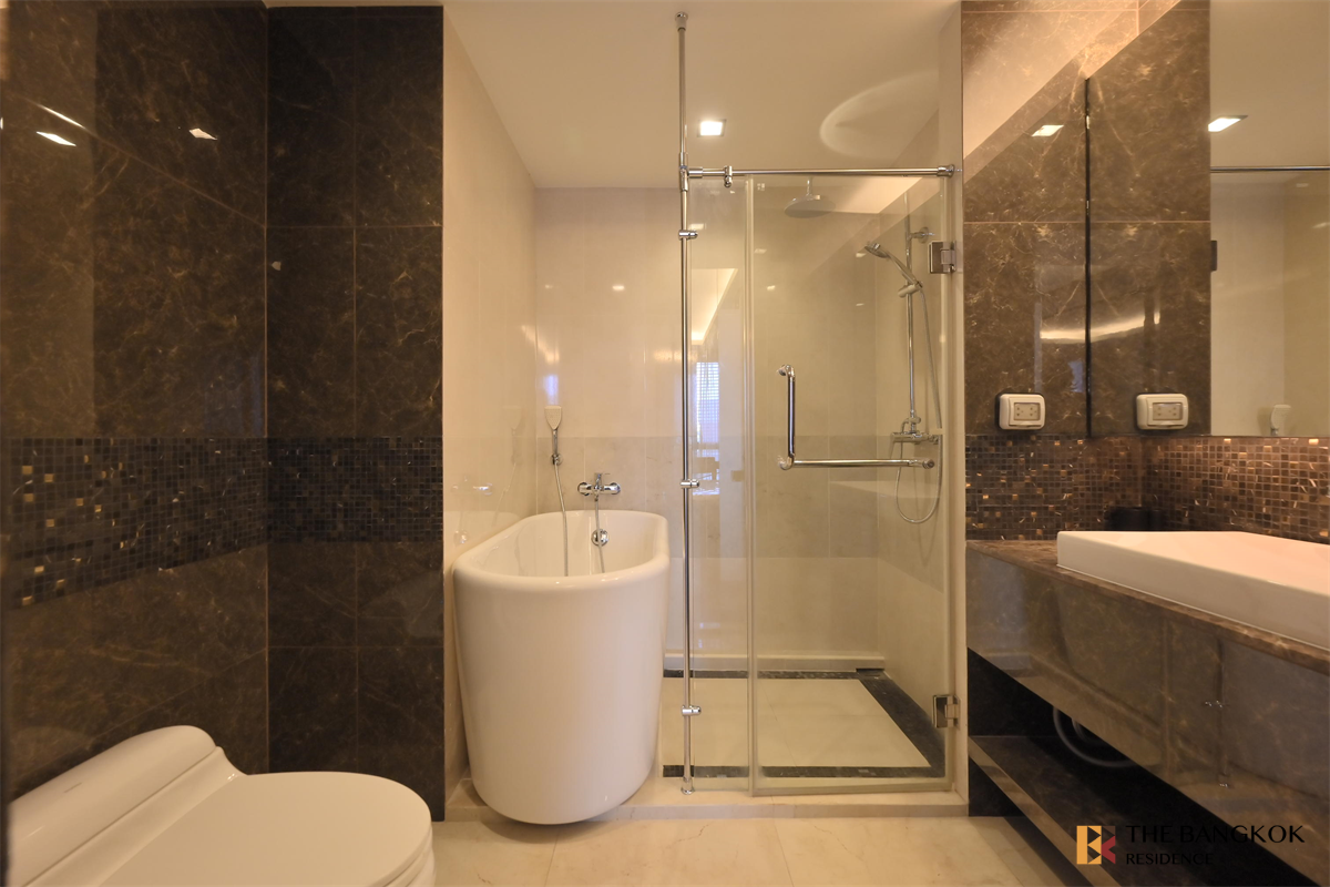 picture Ultimate Luxury Condo in Business District The Address Sukhumvit 61 near BTS Ekkamai - 9/10