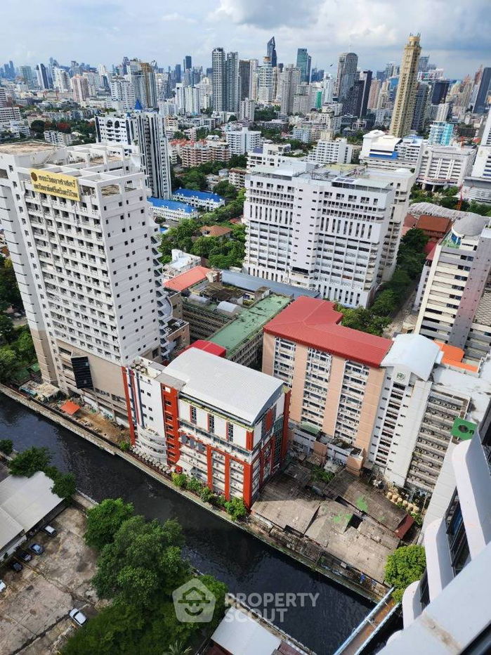 picture 2-BR Condo at Ideo Mobi Asoke near MRT Phetchaburi (ID 1429940) - 19/58