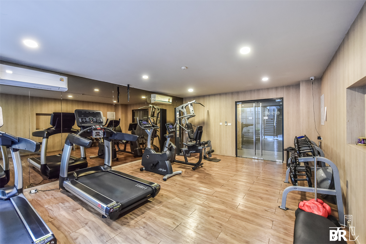 picture Luxuriously Elevated Unit Klass Silom near BTS Chong Nonsi - 9/9
