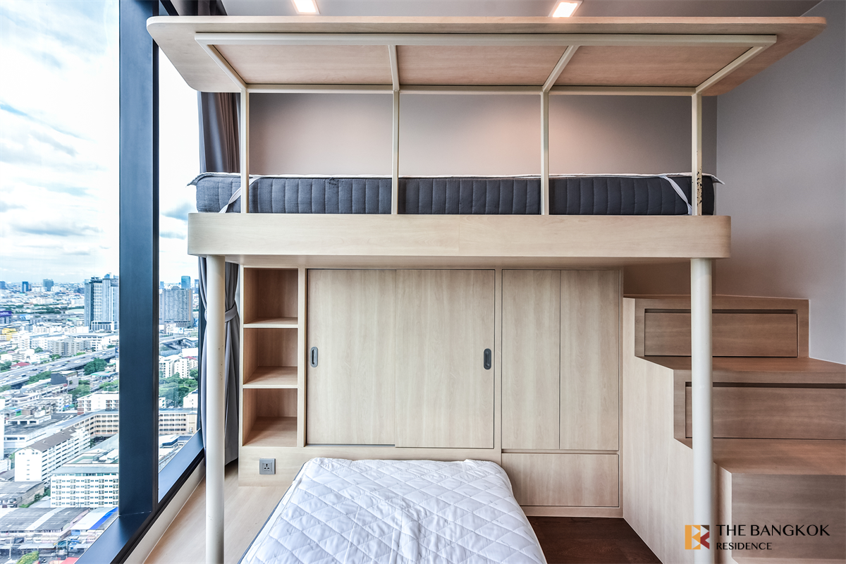 picture The Privilege of Luxury in an Economic Hub Location Ideo Q Victory near BTS Victory Monument - 4/10