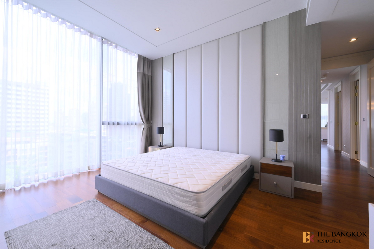 picture Premium Luxury Condo in Prime Location Marque Sukhumvit near BTS Phrom Phong - 4/10