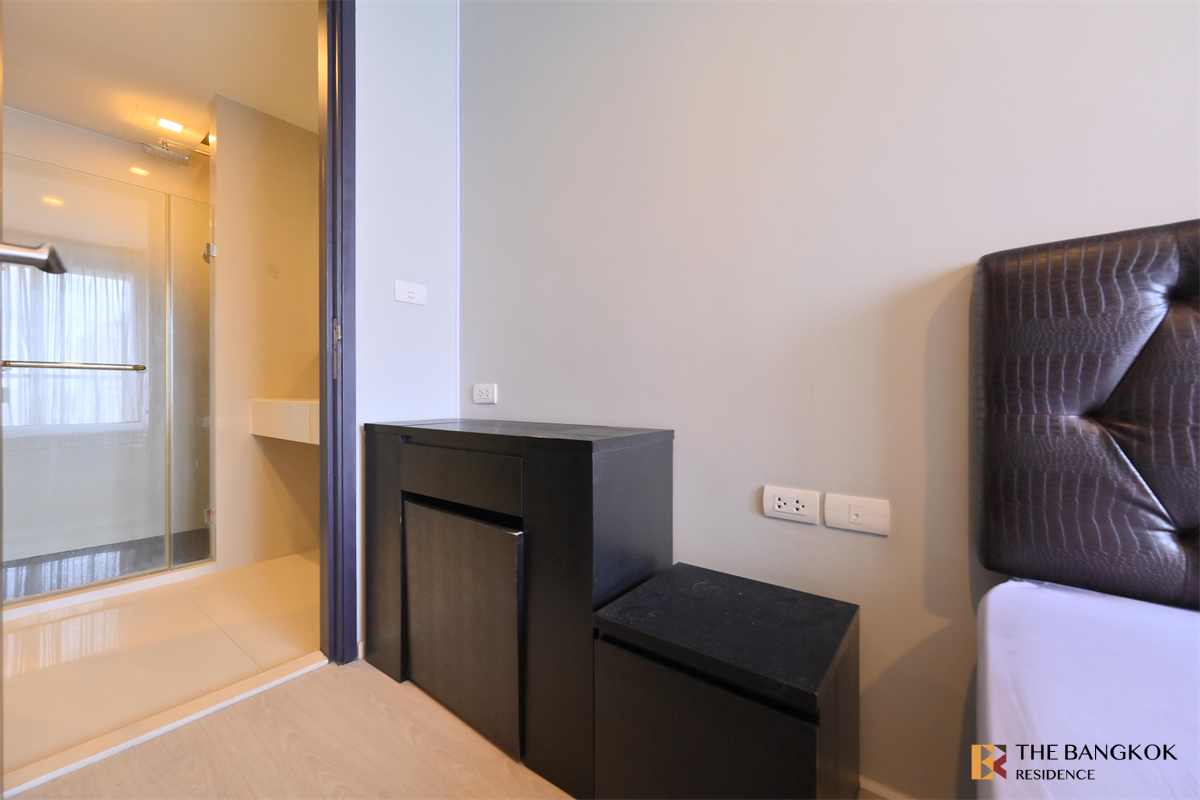 picture RHYTHM Sukhumvit 44/1 Luxury Unit, Ready for You Without the Wait near BTS Phra Khanong - 5/10