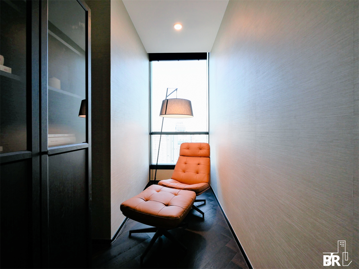 picture The Esse Sukhumvit 36  Luxury Condo in Central City Location - 10/10