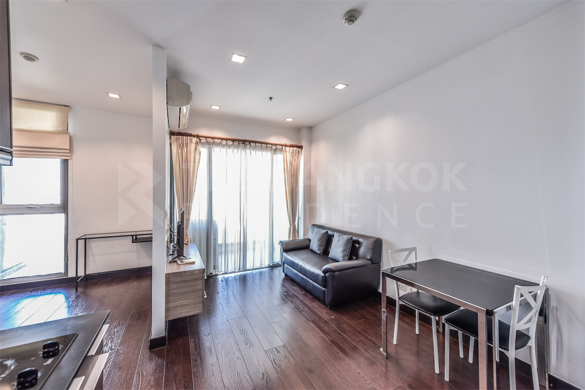 picture Ideo Q Phayathai Ultimate Luxury Condo in Business District near BTS Ratchathewi - 1/10