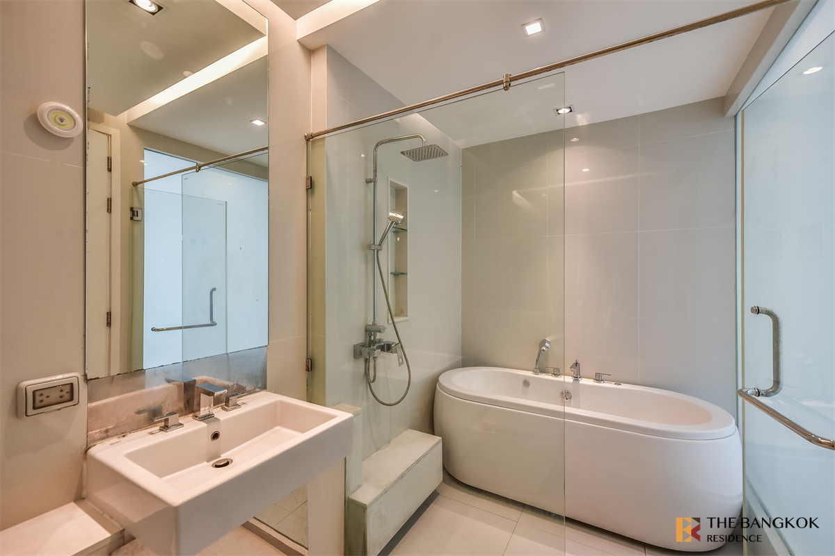 รูป อีควิน็อคซ์ พหล-วิภา  สะดวกสบายกับไลฟ์สไตล์สุด Luxury - รูปที่ 1/9