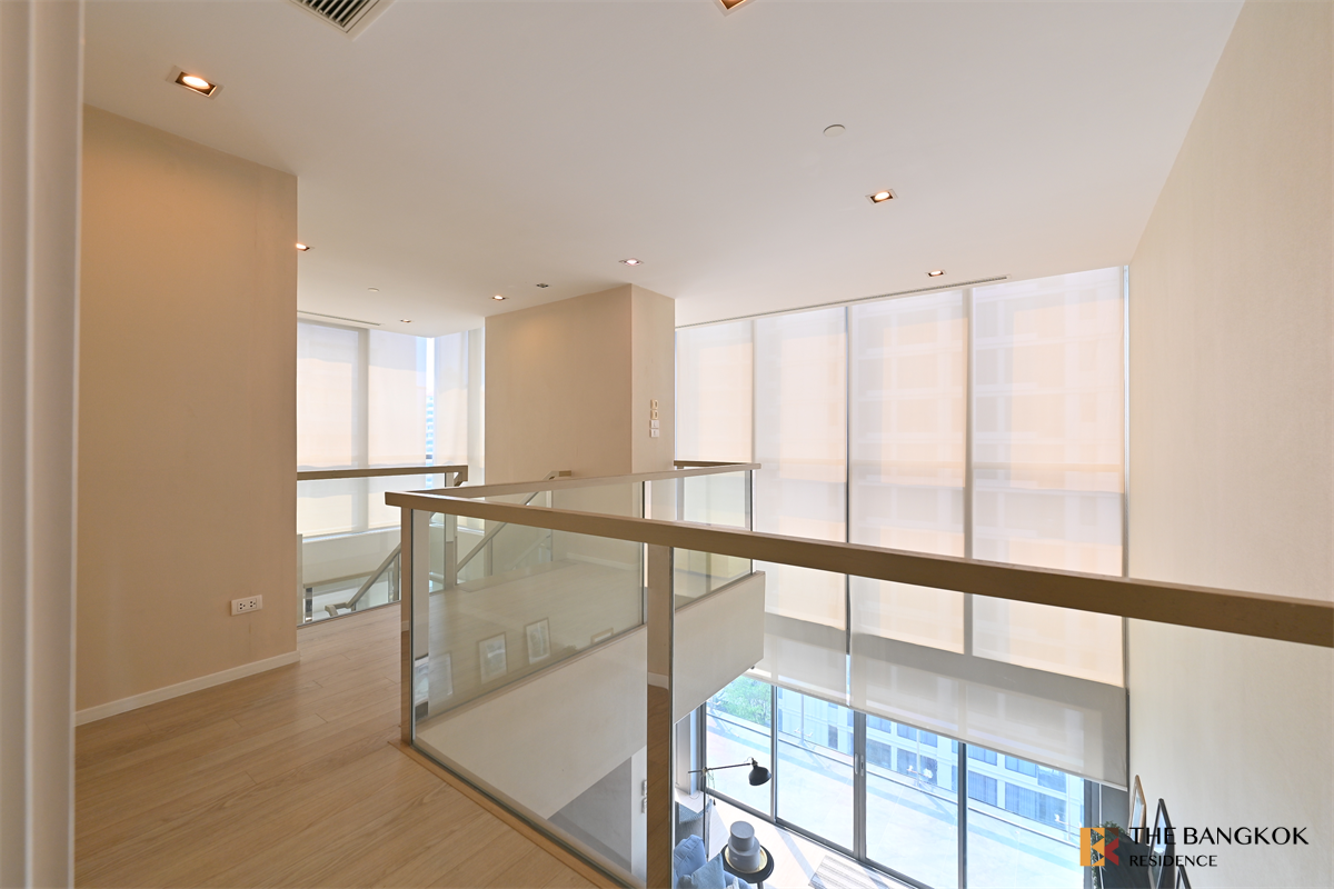 picture The Room Sukhumvit  21  Premium Luxury Condo in Prime Location - 4/10