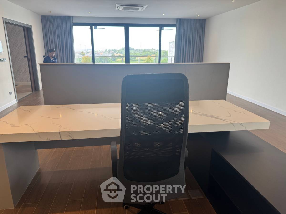 รูป บ้าน 6-ห้องนอน ที่ สยาม รอยัล วิว เลคไซด์ ใกล้ พัทยาตะวันออก (ID 2146088) - รูปที่ 22/24