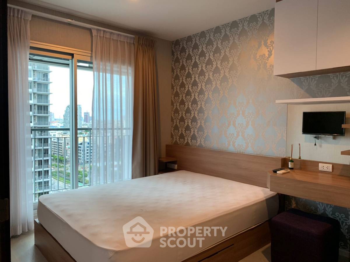 รูป คอนโด 1-ห้องนอน ที่ ริธึ่ม สาทร ใกล้ BTS สะพานตากสิน (ID 881834) - รูปที่ 5/10