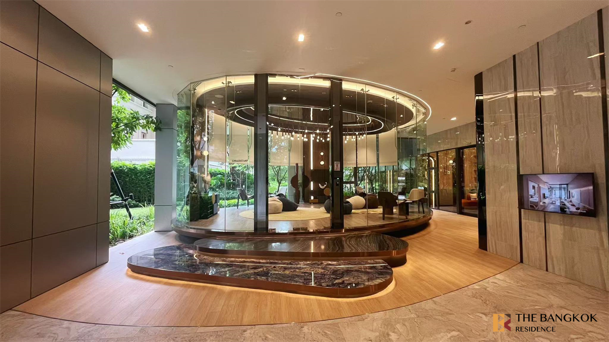 picture Luxury Condo in Central City Location Life Asoke- RAMA 4 near MRT Queen Sirikit National Convention Center Station - 6/10