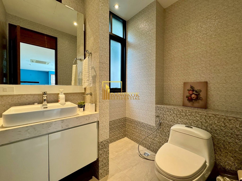 รูป EM Villa - 3 Storey 4 Bedroom House With Pool in Phrom Phong - BR7508SH - รูปที่ 20/60