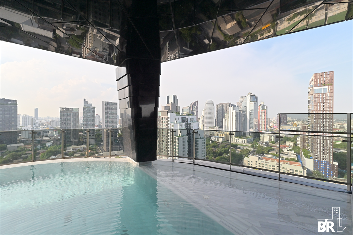 รูป สะดวกสบายกับไลฟ์สไตล์สุด Luxury ไอดีโอ คิว สุขุมวิท 36 ใกล้ BTS สถานีทองหล่อ - รูปที่ 2/9