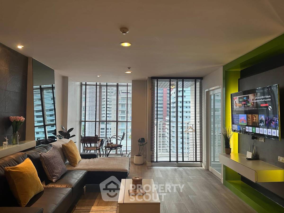 รูป คอนโด 2-ห้องนอน ที่ เออร์บานา หลังสวน คอนโดมิเนียม ใกล้ BTS ราชดำริ (ID 2023448) - รูปที่ 8/31