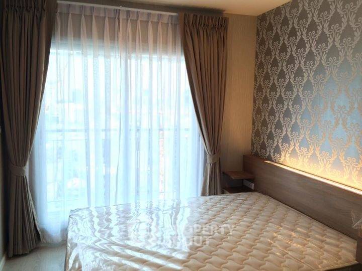 รูป คอนโด 1-ห้องนอน ที่ ริธึ่ม สาทร ใกล้ BTS สะพานตากสิน (ID 881834) - รูปที่ 9/10