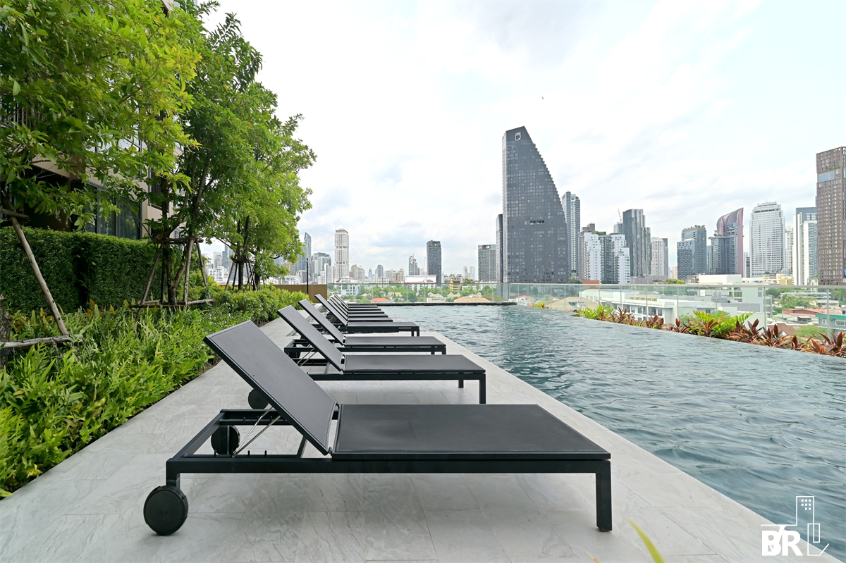 picture Oka Haus Sukhumvit 36 Ultimate Luxury Lifestyle with Convenience - 7/9