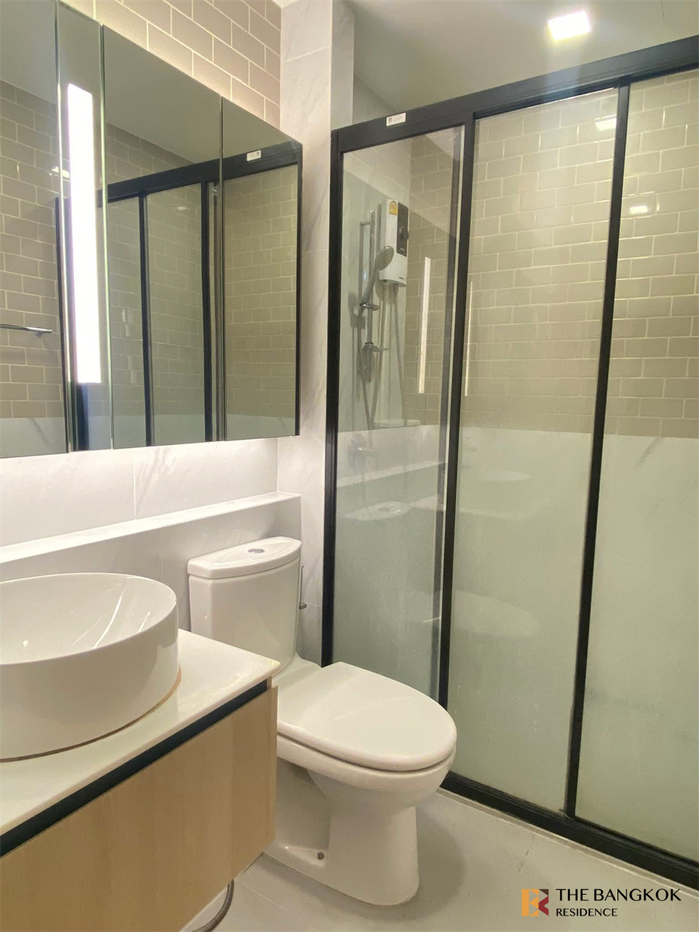 picture Ultimate Luxury Condo in Business District XT Phayathai near Airport Rail Link Phaya Thai Station - 1/9