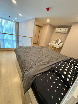 Condo for rent Life Rama 4 - Asoke