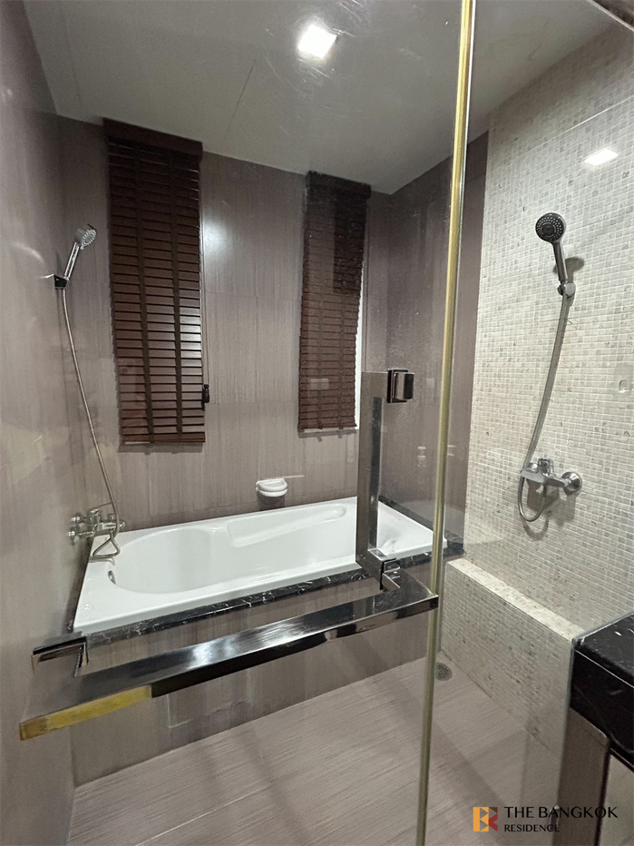 picture Villa Sikhara  The Privilege of Luxury in an Economic Hub Location - 3/9