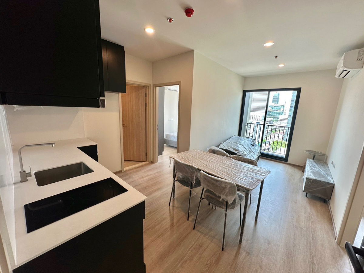picture Nue District R9 MRT Rama 9 Bran New 2bedrooms (2 Queen beds) 2bathrooms take Clear view - 1/12