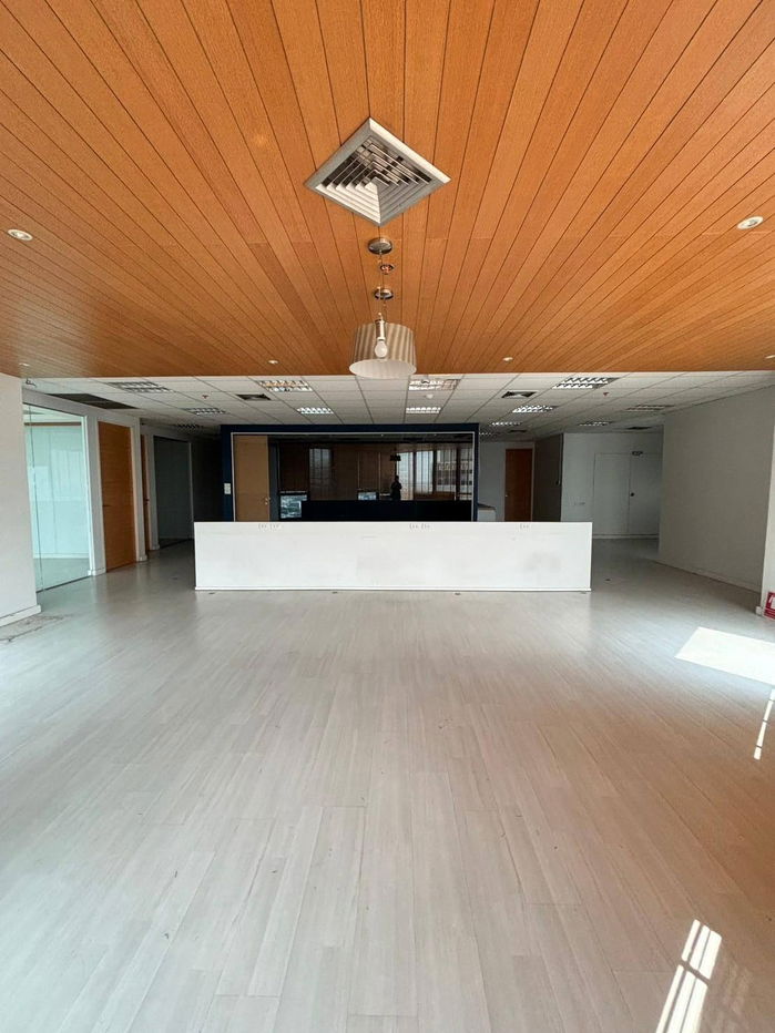 picture For rent, office space, potential location, convenient travel, suitable for all sizes of businesses. Line ID: @951qfbfi - 1/16