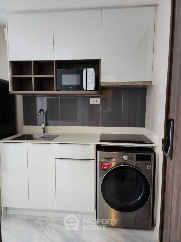 picture 2-BR Condo at Ideo Mobi Asoke near MRT Phetchaburi (ID 1429940) - 32/58