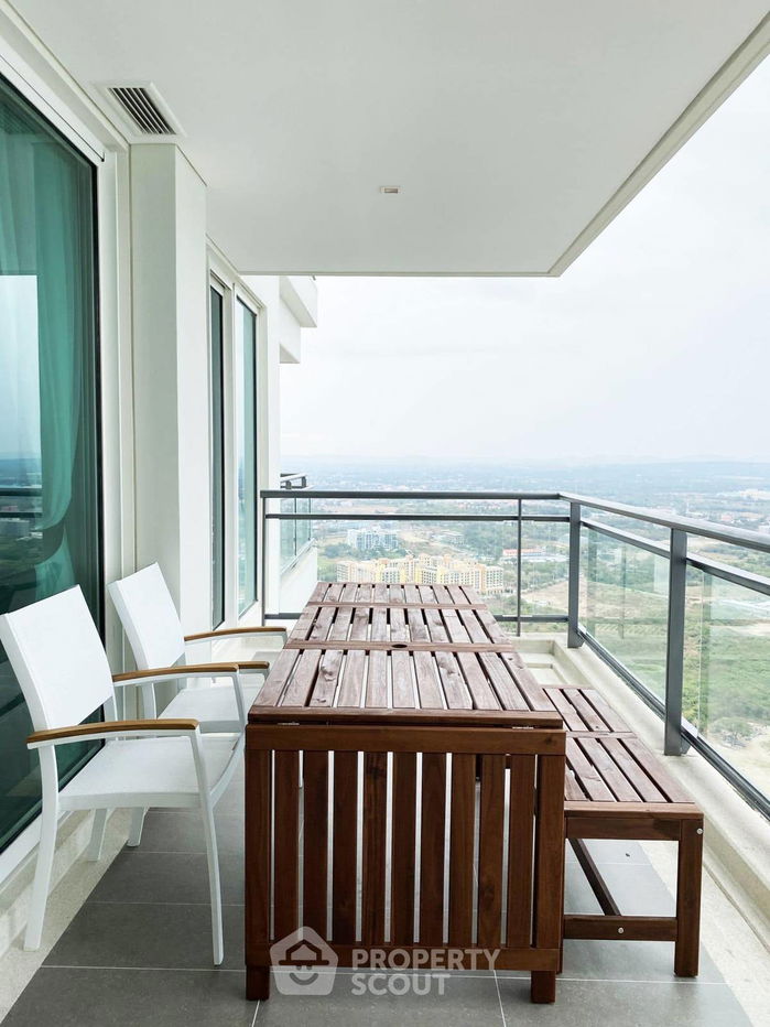 picture 2-BR Condo at Reflection Jomtien Beach Pattaya close to Pattaya (ID 1525693) - 2/8