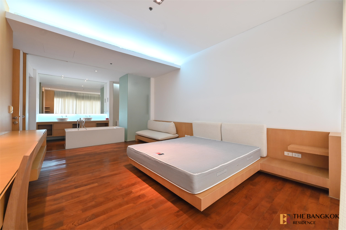picture Domus 16,18 near BTS Asok The Privilege of Luxury in an Economic Hub Location - 9/10