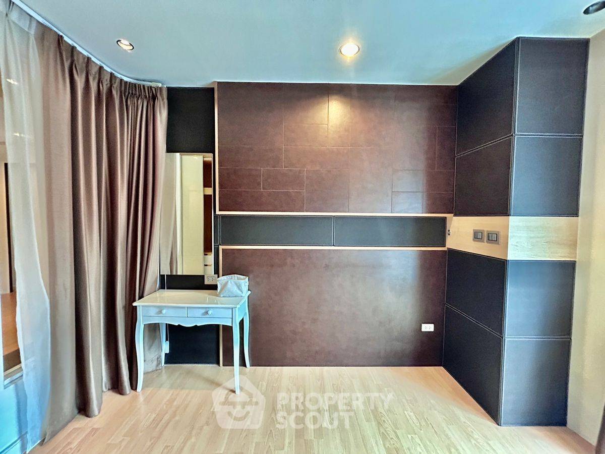 รูป คอนโด 1-ห้องนอน ที่ เดอะ รูม สุขุมวิท 62 ใกล้ BTS ปุณณวิถี (ID 2098134) - รูปที่ 12/24