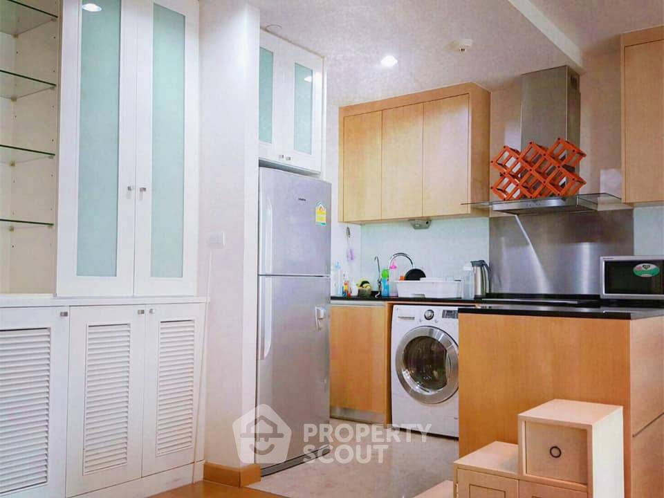 รูป คอนโด 2-ห้องนอน ที่ สาธร การ์เด้นส์ ใกล้ MRT สีลม (ID 825868) - รูปที่ 1/3