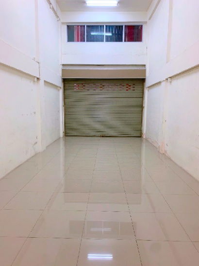 รูป บิ๊กซี กัลปพฤกษ์ 1.2กม. สำเพ็ง2 MRT บางหว้า 4.8  กม.ให้เช่าอาคารพาณิชย์ 3.5 ชั้น มีชั้นลอย 18 ตร.วา.290 ตร.ม. เดอะมอลล์ บางแค 3.0 กม. - รูปที่ 7/8