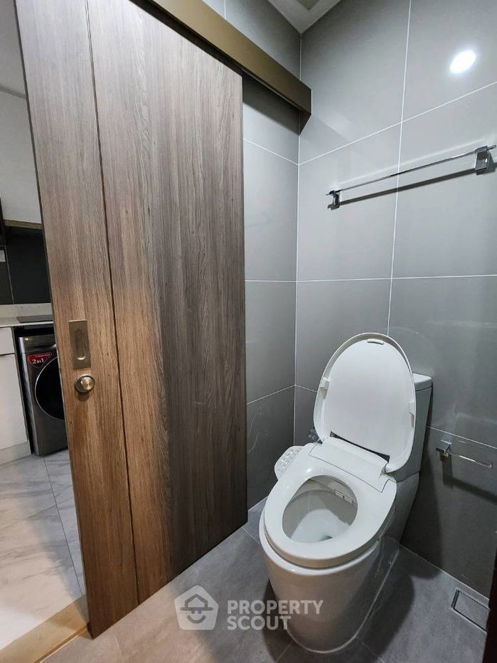 picture 2-BR Condo at Ideo Mobi Asoke near MRT Phetchaburi (ID 1429940) - 23/58