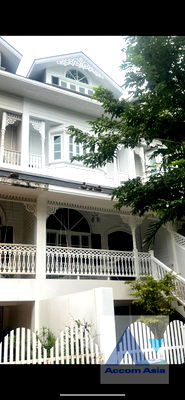 เช่าทาวน์โฮม ซอยแบริ่ง (สุขุมวิท 107) : 🔼🔽 AccomA 📩  3 BR Townhouse @Fantasia Villa 2 (AA40788)