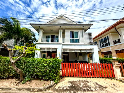 Houses for sale Muang Chon Buri Chonburi : For sale: Luxury house in Bangsaen, Casaluna, premium location, seaside project