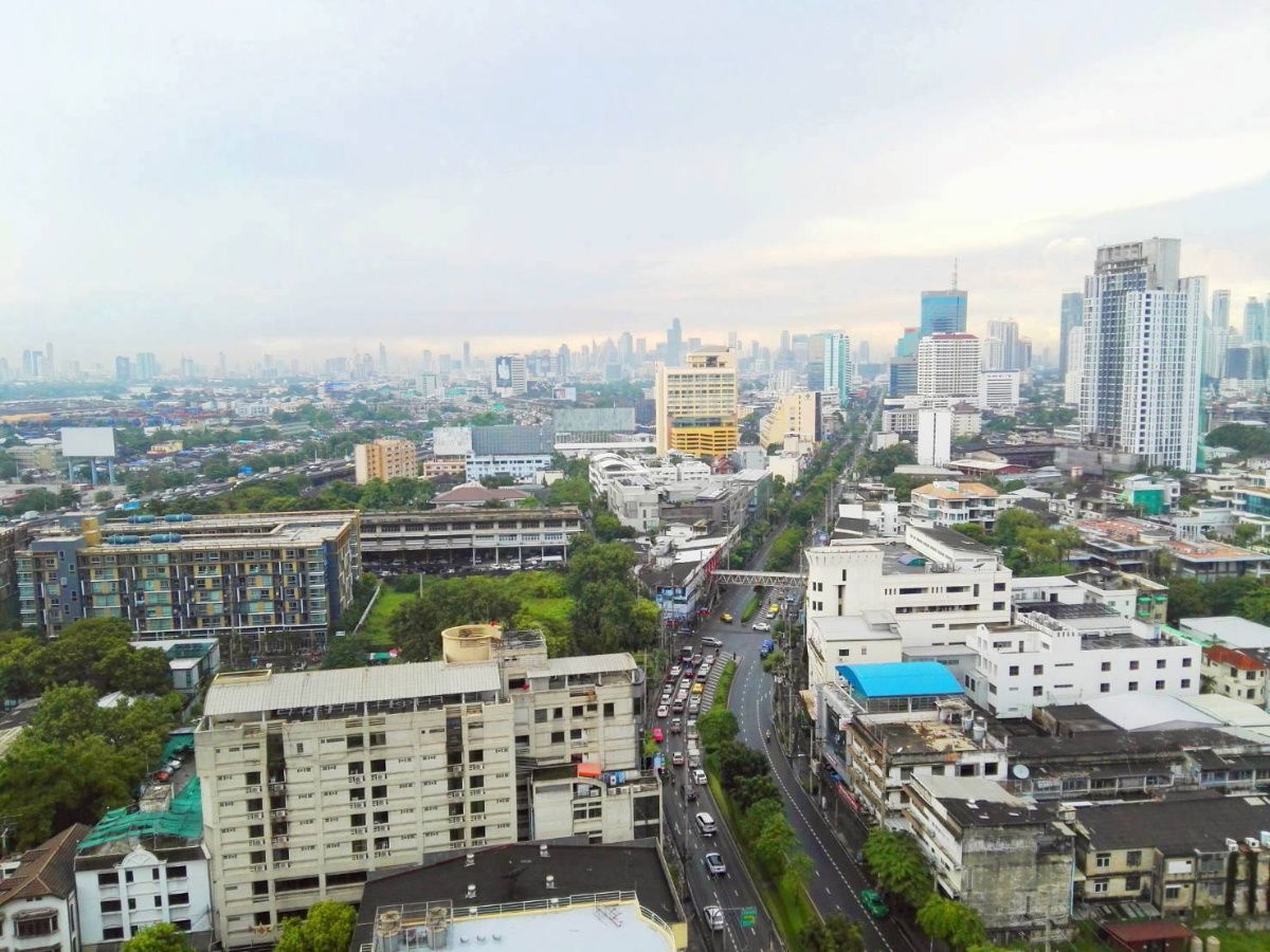 รูป 🏢 ให้เช่าคอนโด : Lumpini Place Rama 4 - Kluaynamthai (ลุมพินี เพลส พระราม 4 - กล้วยน้ำไท)   รหัสทรัพย์ | 📌LNP-C8404  - รูปที่ 7/9