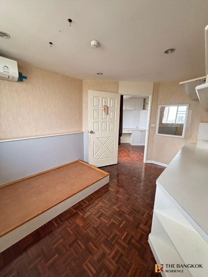 picture Tai Ping Tower ✨ Spacious 3-Bedroom unit in the Ekkamai area, close to BTS Ekkamai - 8/13