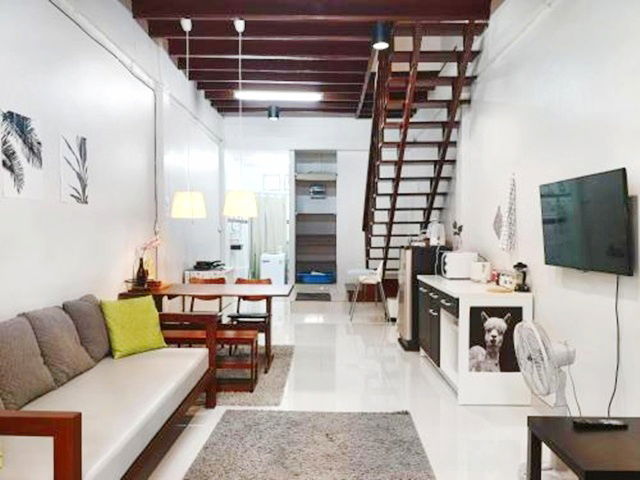 picture BTS KrungThonburi 220m. IconSiam 980m. For rent 2-storey townhouse 30 sq.wa.240 sq.m. Fully furnish - 6/8
