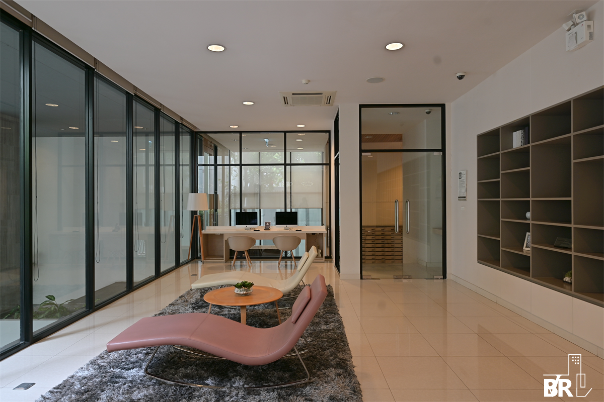 picture Liv@49  Great Value, Convenient for All Lifestyles - 8/9
