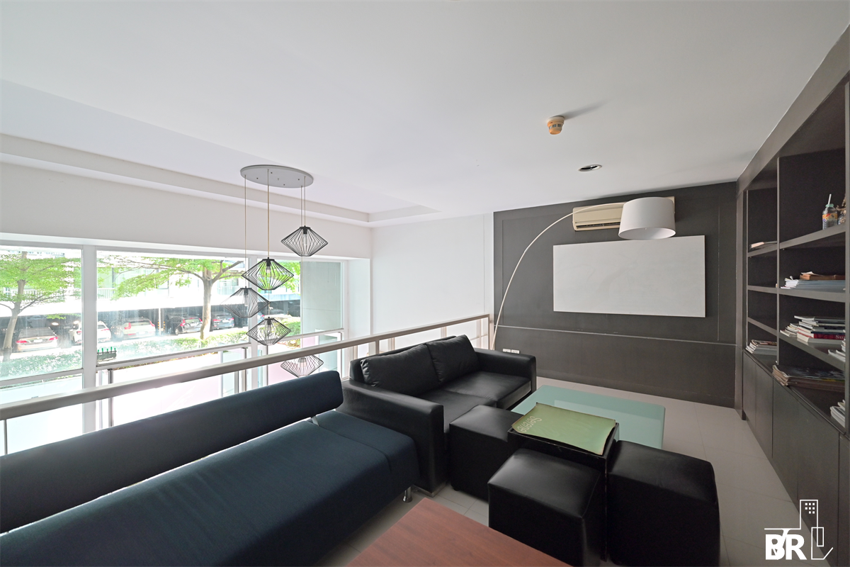 รูป ห้องหลุดจอง ราคาน่าคบหา ดี65 คอนโดมิเนียม ใกล้ BTS สถานีเอกมัย - รูปที่ 9/9