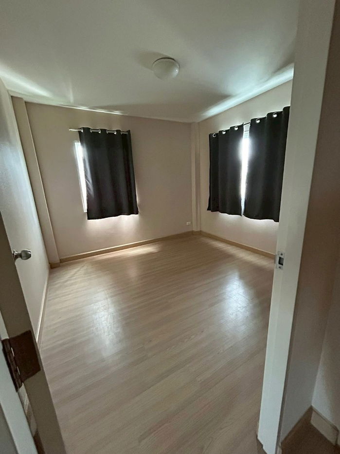 รูป ให้เช่าบ้านเดี่ยว รสาแมกซ์วิลล์ พหลโยธิน 73 3 ห้องนอน 2 ห้องน้ำ พร้อมแอร์ 4 ตัว ทำเลดี ใกล้สถานีรถไฟฟ้าสีเขียว "คปอ."บ้านสภาพดี  - รูปที่ 10/14