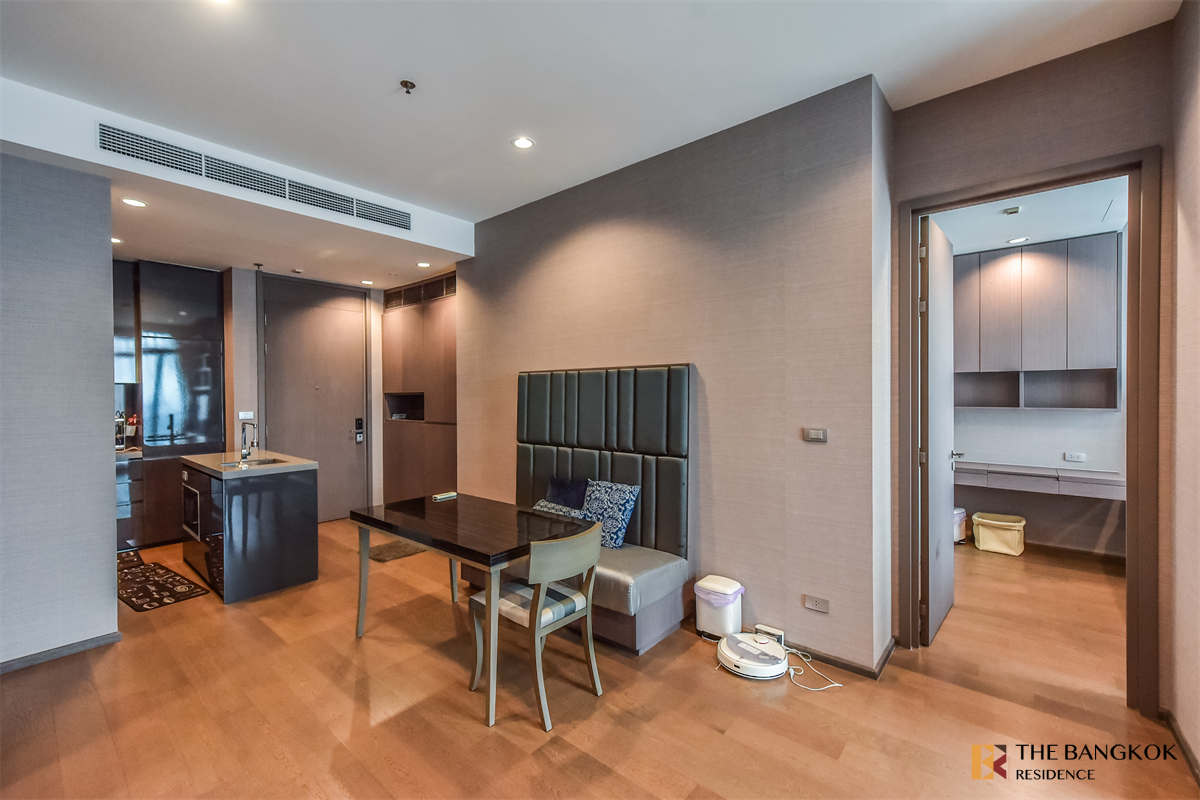 picture The Diplomat Sathorn near BTS Surasak Luxury Unit, Ready for You Without the Wait - 10/10
