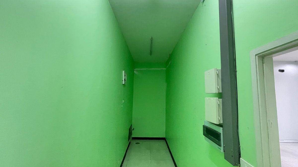 รูป ให้เช่า ออฟฟิศ สำนักงาน Office ไอเพลส แหลมฉบัง ติดถ.สุขุมวิท อ.ศรีราชา จ.ชลบุรี - รูปที่ 2/8