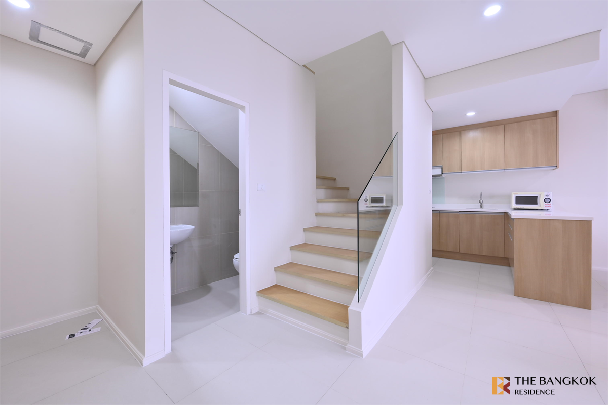 picture Villa Asoke Ultimate Luxury Lifestyle with Convenience near MRT Phetchaburi Station - 3/10