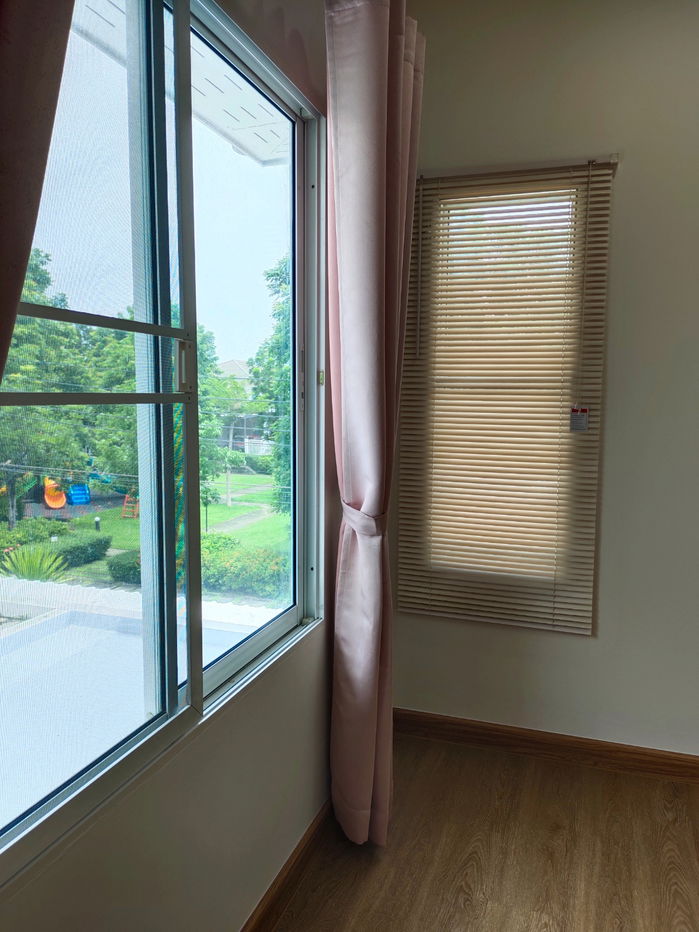 picture [For Sale] Single detached house, corner house, Groove Ville Bangna project, km. 10, near Mega Bangna, expressway and community area. - 11/32