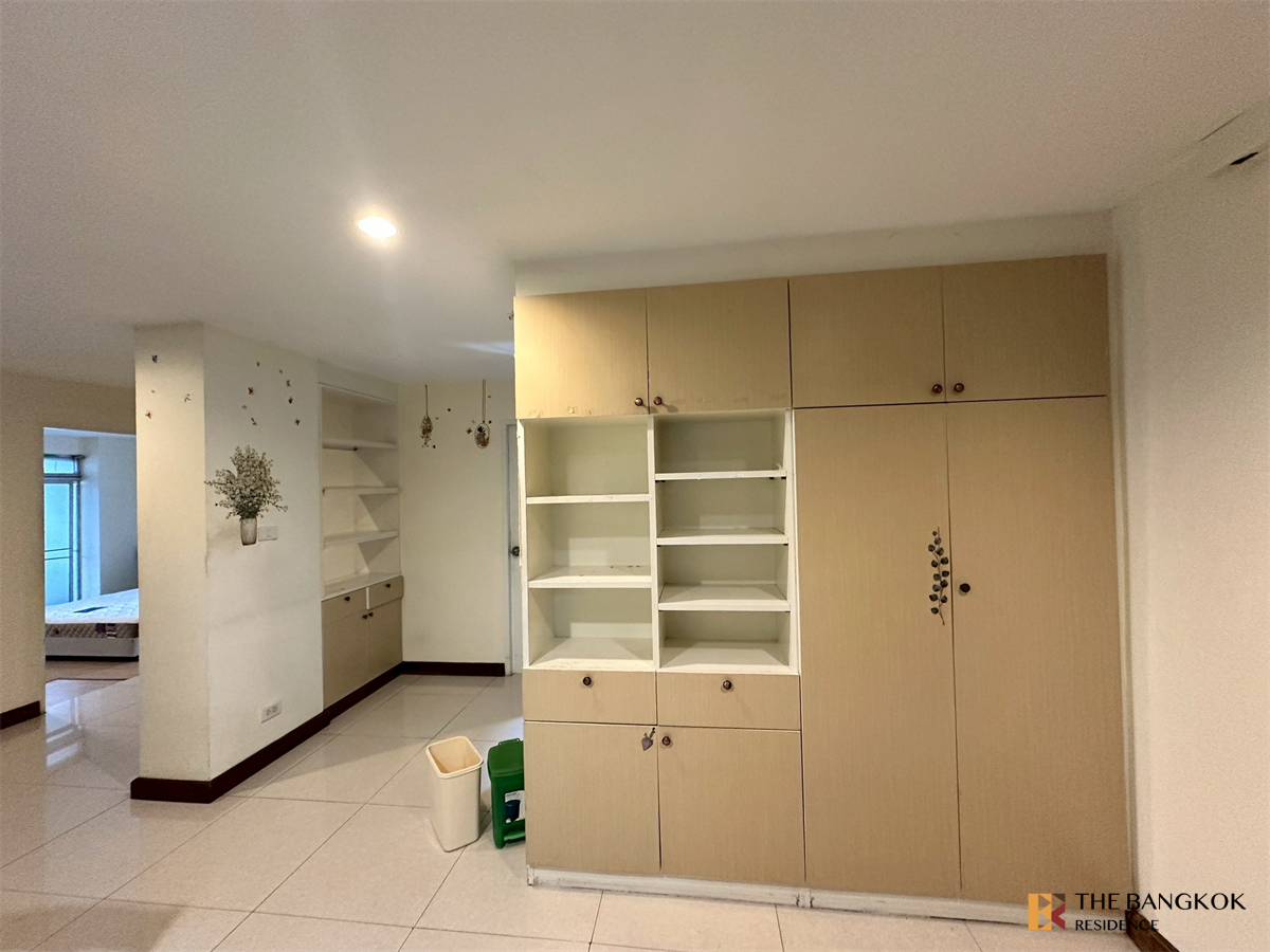 picture Ultimate Luxury Condo in Business District The Heritage - 9/10