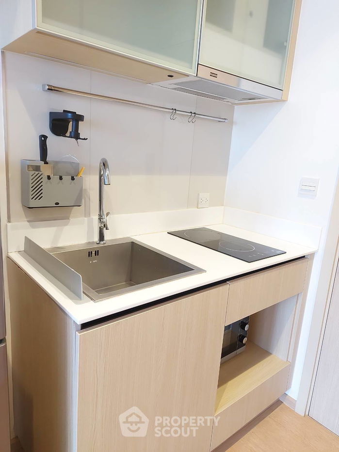 picture Studio Condo at Maru Ekkamai 2 near BTS Ekkamai (ID 1536057) - 5/11