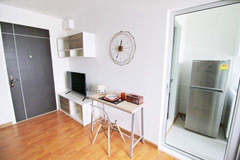 picture Studio Condo for Sale – Pool View, Fully Furnished! - 3/18