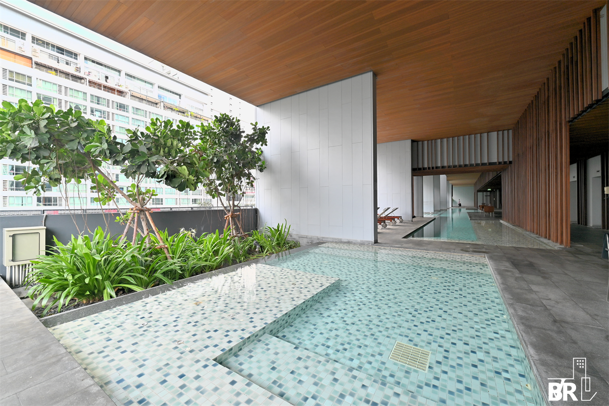 รูป หรูหราเหนือระดับกับยูนิตสุด Luxury ไฮด์ สุขุมวิท 13 ใกล้ BTS สถานีอโศก - รูปที่ 1/9
