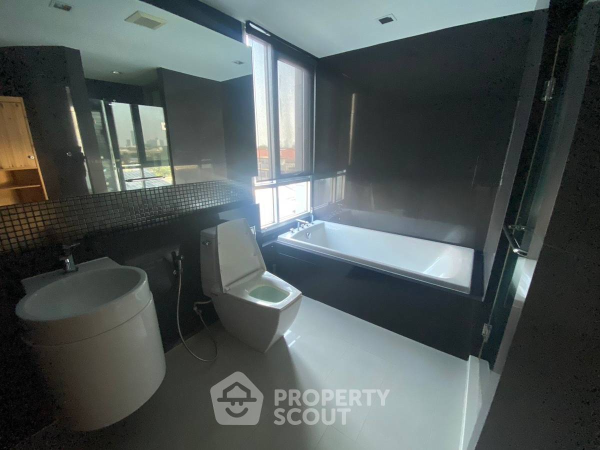 picture 1-BR Condo at Rhythm Sathorn near BTS Saphan Taksin (ID 2071506) - 5/7